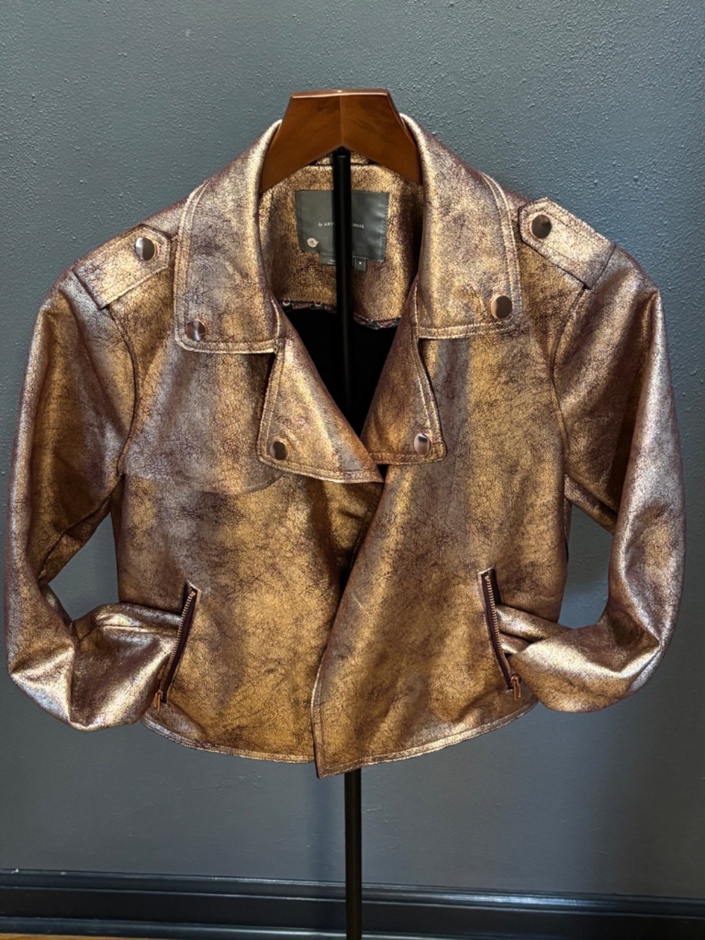 NWOT Anthropologie Metallic Rose Gold Faux Leather Moto Jacket Women's Size M - Picture 8 of 10
